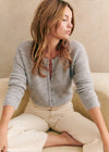 Cardigan tricoté pour femmes - pull élégant à boutons