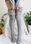 Chaussettes longues tricotées - les accessoires hivernaux féminins à mi-mollet