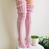 Chaussettes longues tricotées - les accessoires hivernaux féminins à mi-mollet