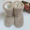 Chaussons en fausse fourrure pour femmes - des chaussettes d’hiver douilletes