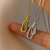 Collier en or à maillons entrelacés - bijou élégant pour femmes