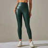 Pantalons en cuir pour femmes - tenue décontractée chic