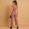 Combinaison femme avec ceinture et manches courtes - tenue chic et polyvalente pour le quotidien ou le soir