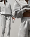 Ensemble de survêtement en polaire - veste zippée et joggers tendance pour femmes