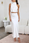 Ensemble en satin 2 pièces - top court sophistiqué et jupe maxi