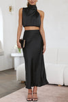 Ensemble en satin 2 pièces - top court sophistiqué et jupe maxi