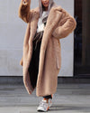 Manteau long en fausse fourrure - vêtement douillet pour femmes avec ceinture