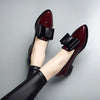 Mocassins pour femmes - élégantes chaussures en cuir verni avec détail noeud