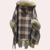 Ponce de plaid - cape élégante pour femmes avec bordure en fausse fourrure