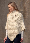 Poncho en laine mérinos super doux aran - tricot élégant pour femmes