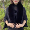 Poncho tricoté luxe avec col en fausse fourrure - mode hivernale élégante pour femmes
