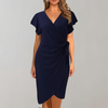 Robe croisée - robe sophistiquée avec des manches volantées