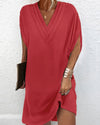 Robe décontractée - élégante robe pour femmes avec un chic col en v et des manches fendues8