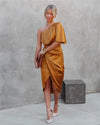 Robe élégante à épaule dénudée en satin - mode de soirée raffinée pour femmes