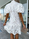 Robe en dentelle - robe midi élégante pour femmes avec manches bouffantes
