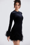 Robe en velours - mini robe élégante avec bordure en plumes
