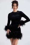 Robe en velours - mini robe élégante avec bordure en plumes