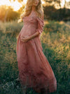 Robe maxi de maternité - robe élégante décolletée en rose tendre
