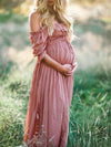 Robe maxi de maternité - robe élégante décolletée en rose tendre