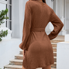 Robe mini tricotée - robe dames à côtes avec ceinture élégante