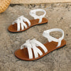 Sandales plates à lanières pour femmes - chaussures d'été tendance