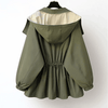 Trench-coat oversize féminin - veste utilitaire verte tendance