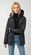 Veste légère à capuche pour femmes - élégante pour vos sorties en plein air