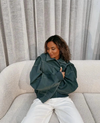 Veste oversize en faux cuir - un pour l'hiver des femmes
