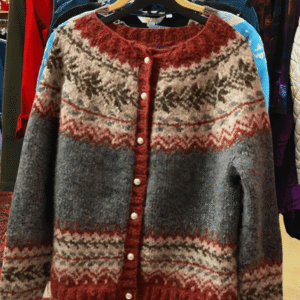 Cardigan norvégien gris-rouge - cardigan chaud scandinave pour femme